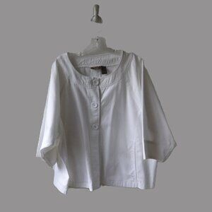 Jane Ashley women's size 2X, white cropped Blazer mid sleeves cotton button up